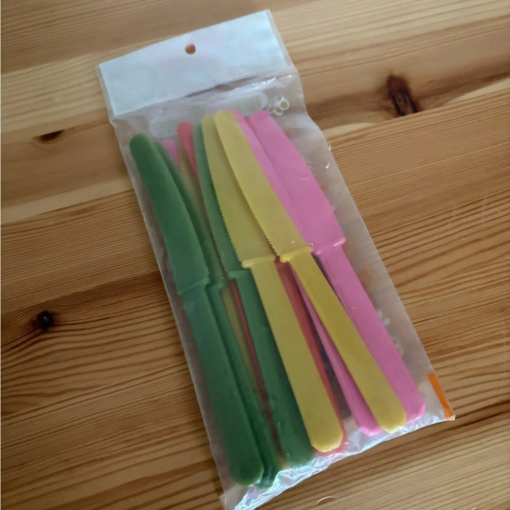 Vintage MORM WARE Reusable Machine Washable Knives Set of 12 - NEW